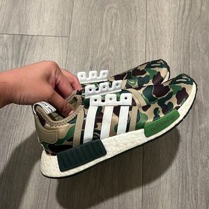 BAPE ADIDAS NMD MENS 6 WOMENS 7